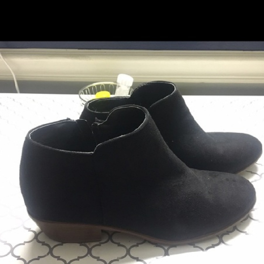 Charlotte russe booties